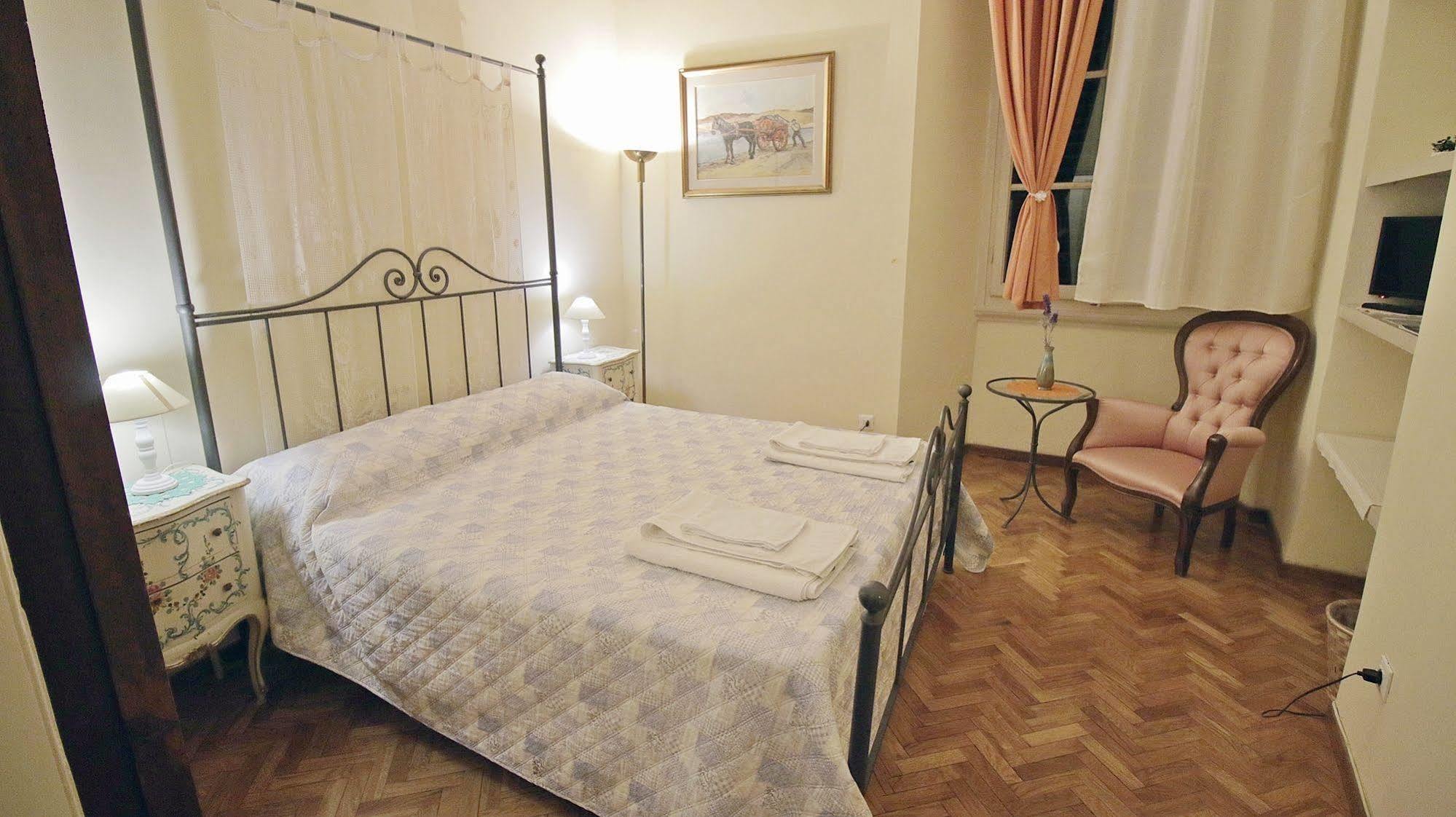 Bed and Breakfast Martindago Firenze Esterno foto